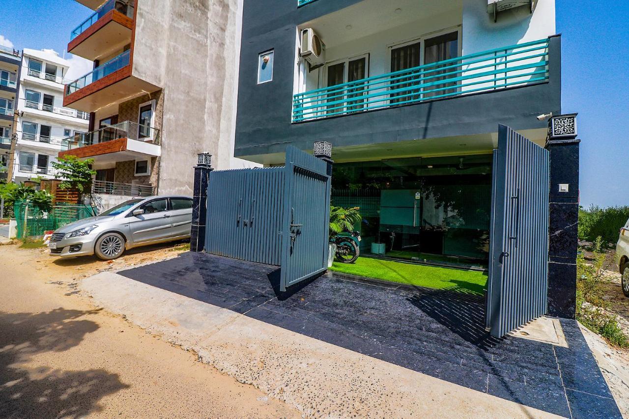 Fabhotel Kiara The Private Suites Gurgaon Buitenkant foto