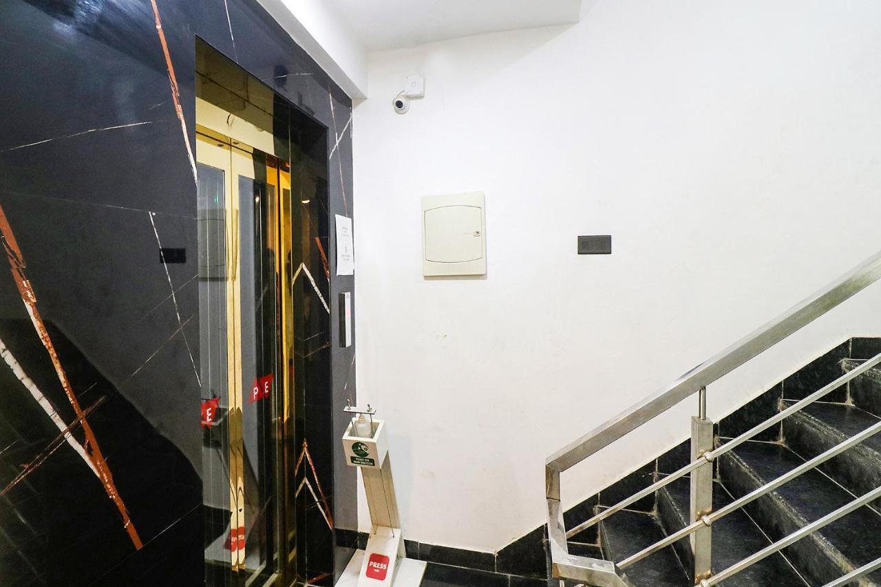Fabhotel Kiara The Private Suites Gurgaon Buitenkant foto